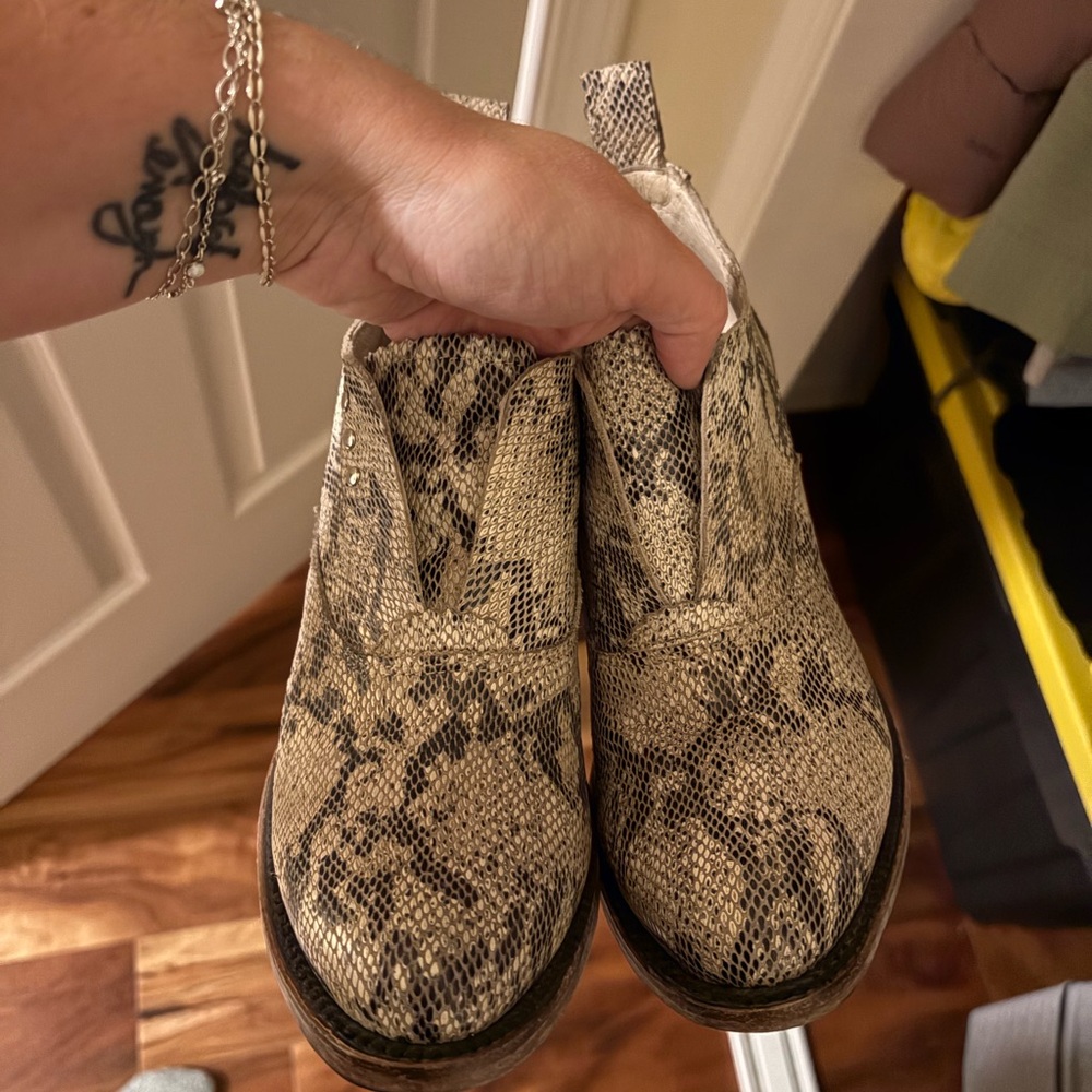 Snakeskin Patterned Reptile Boots Freebird